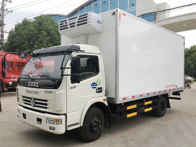 Dongfeng 	CLW5110XLC4 21CBM Refrigerator truck