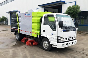 Isuzu 5000L CLW5070TSLQ Road Sweeper Truck