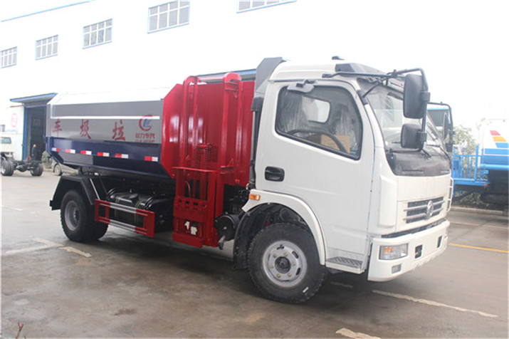 Dongfeng 8000L CLW5080ZZZD4 Hanging Barrel Garbage Truck