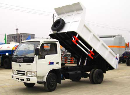 Dongfeng 5 tonnes clw5070zljd4 auto - déchargeur