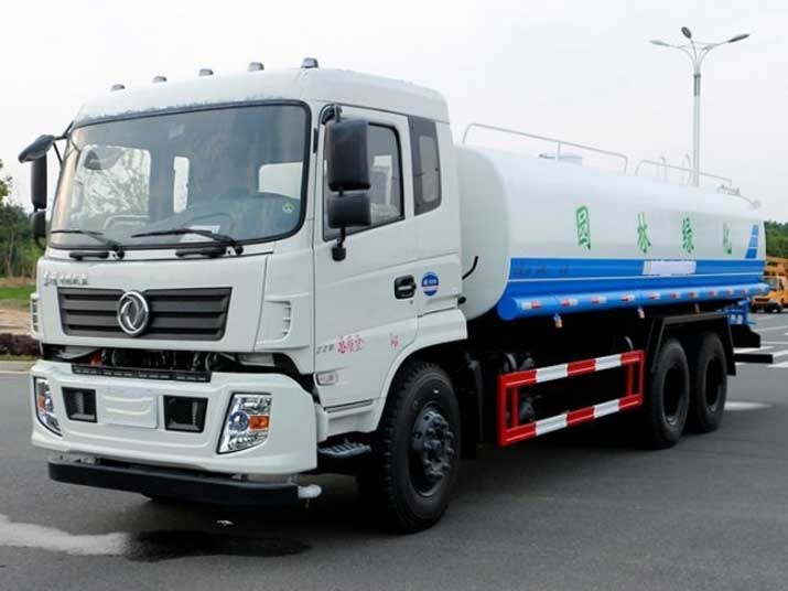 Dongfeng  20000L CLW5253GSST4 Water Tank Truck