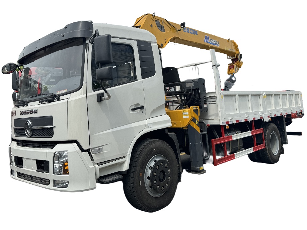 DONGFENG 4*2 Truck Mounted With 6.3tons/8tons Crane 