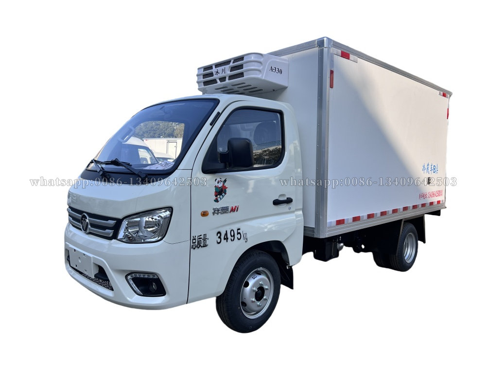 Foton 3.2M refrigerator truck gasoline